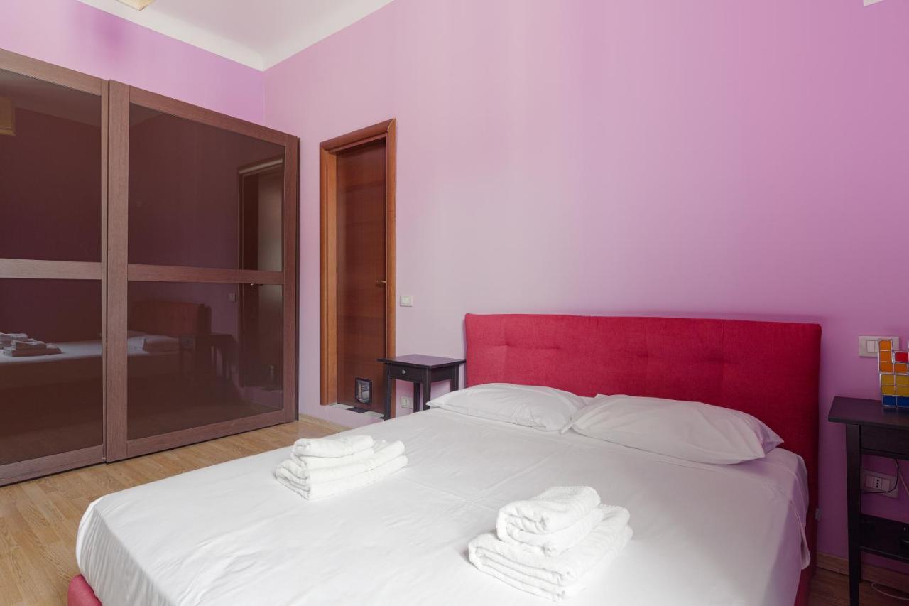 Milano Viale Umbria Colorful Apartment Milão Exterior foto